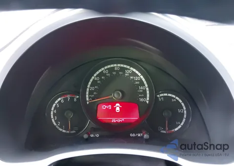 2013 Volkswagen Beetle 2.5L z USA, uszkodzony, nr VIN 3VW5X7AT9DM826252